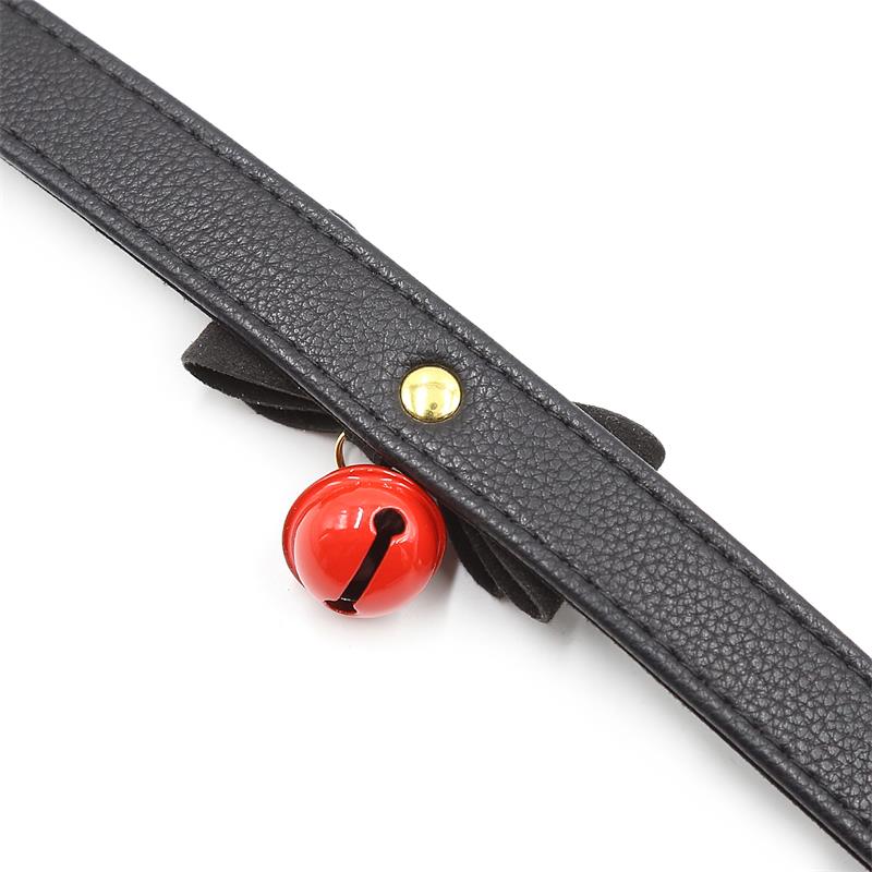 Collar with Bow